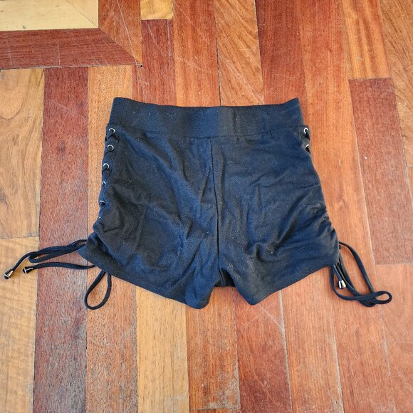 Forever 21 Black Lace-Up High Waisted Stretch Shorts Size Medium - Picture 8 of 11